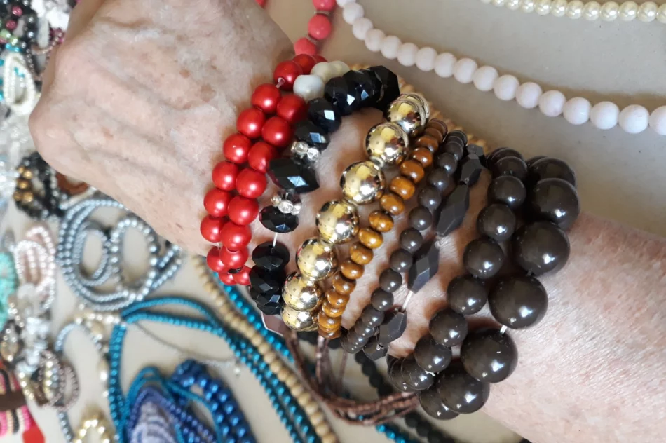 Kiermasz ręcznie wykonanych korali i bransoletek - zdjęcie 9