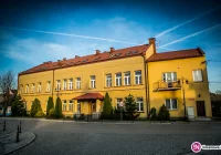 Te szkoły będą zlikwidowane po reformie oświaty. Samorządy mają problem - zdjęcie główne