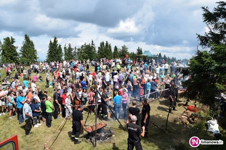 11,5 tys. turystów przemierzyło 225 km beskidzkich szlaków - zdjęcie 2