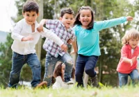 Ile ruchu i snu potrzebują małe dzieci? - zdjęcie główne