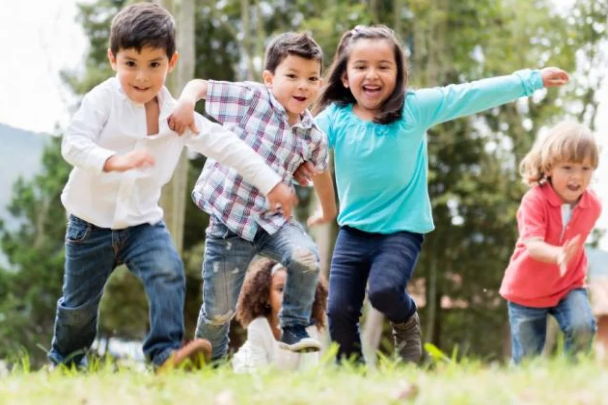 Małe dzieci mogą zakażać COVID-19 skuteczniej niż dorośli