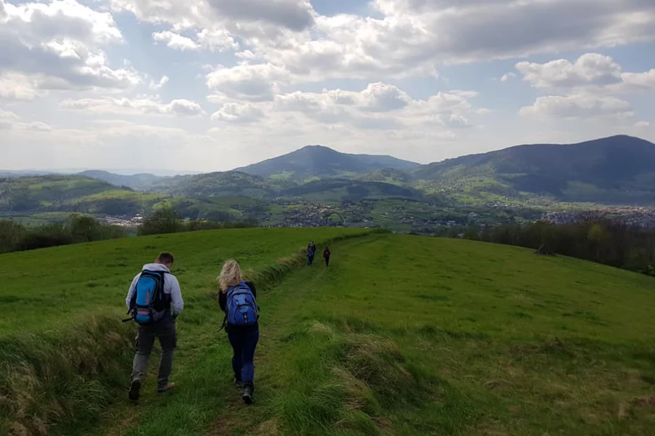 Ponad 100 piechurów uczestniczyło w VIII Tourze Mszana Dolna - zdjęcie 4