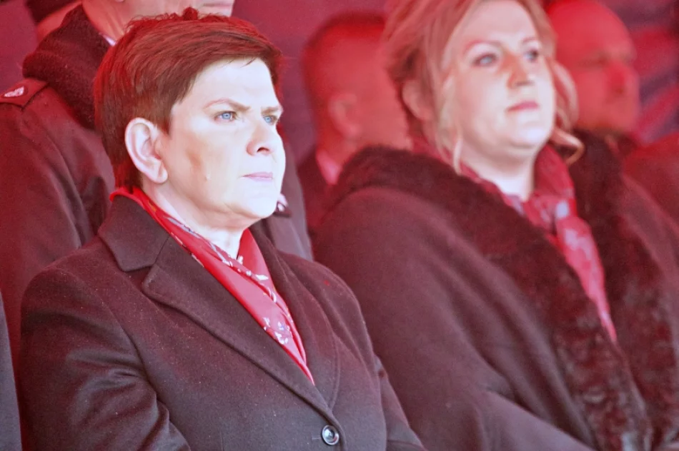 Wicepremier Szydło do strażaków: "To wielkie wyróżnienie - mieć poczucie że służba którą pełnicie jest doceniana i szanowana" - zdjęcie 2