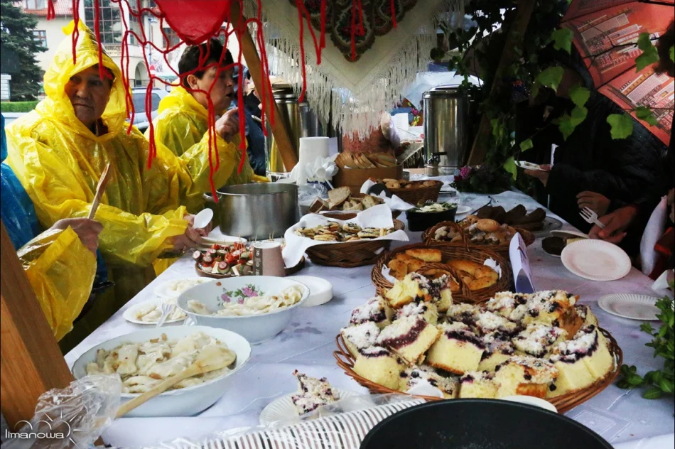 KULINARNE BOGACTWO POGRANICZA NA LIMANOWSKIM RYNKU - zdjęcie 13