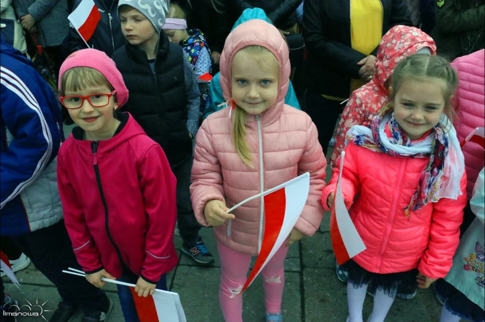 Limanowianie uczcili 228. rocznicę uchwalenia Konstytucji 3 Maja - zdjęcie 15