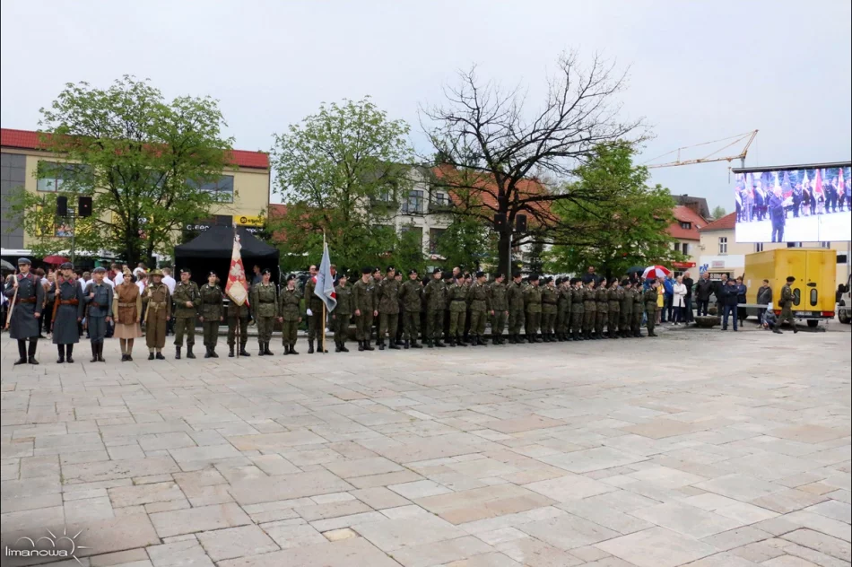 Limanowianie uczcili 228. rocznicę uchwalenia Konstytucji 3 Maja - zdjęcie 18