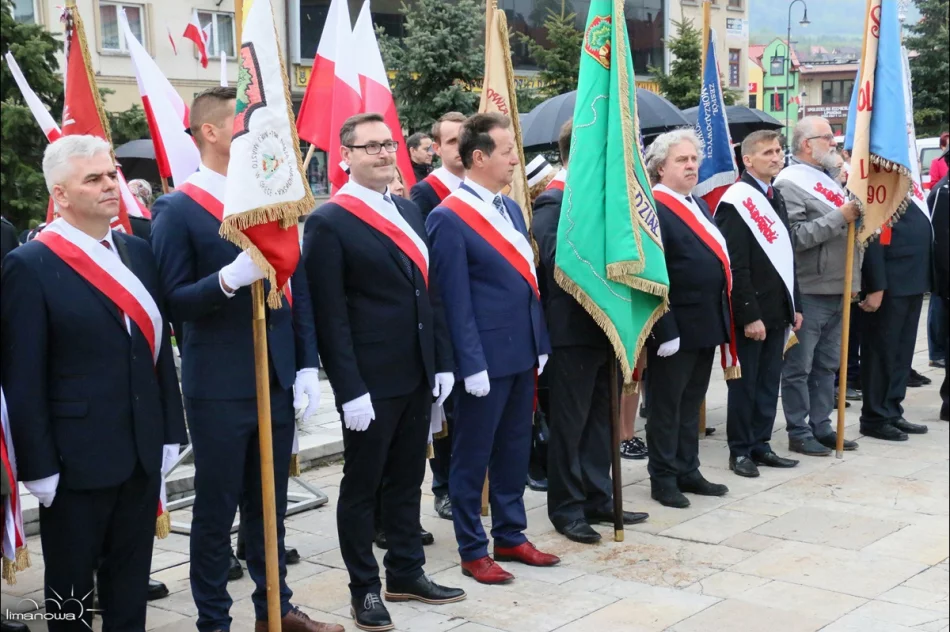 Limanowianie uczcili 228. rocznicę uchwalenia Konstytucji 3 Maja - zdjęcie 19