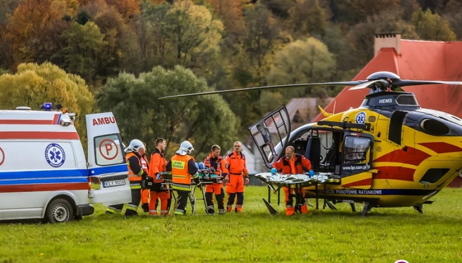 55-latek, który chciał zatrzymać staczający się ciągnik, miał 2 promile (wideo) - zdjęcie 1