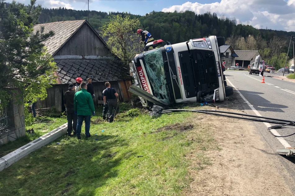 Ciężarówce miał zajechać drogę inny kierowca - firma szuka świadków zdarzenia - zdjęcie 6