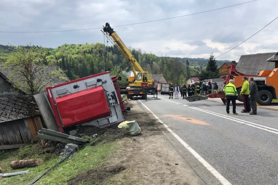 Ciężarówce miał zajechać drogę inny kierowca - firma szuka świadków zdarzenia - zdjęcie 18