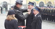 Awanse i odznaczenia dla strażaków w dniu ich święta - zdjęcie 4