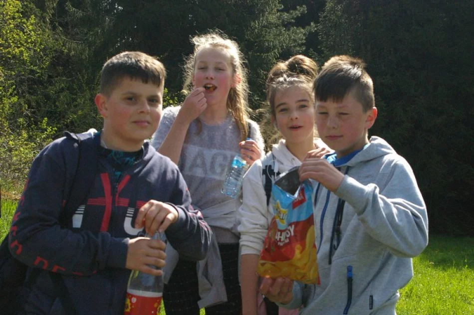 Kilkaset młodych osób uczestniczyło w Rajdzie „Beskidzkie Wyspy” - zdjęcie 7