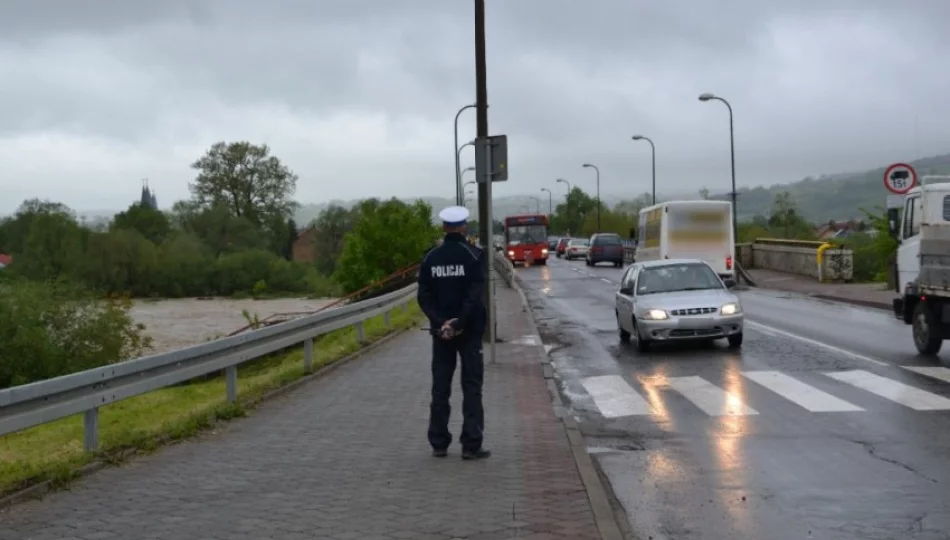 Utrudnienia na drodze w Rdziostowie - zdjęcie 1