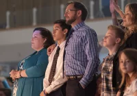 Kino Seniora - kino Klaps zaprasza seniorów na pokaz filmu "Przypływ wiary" - zdjęcie główne