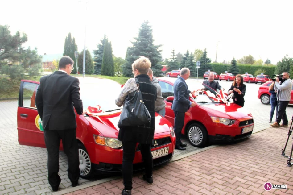 MORD sprezentował dwa samochody Mitsubishi Colt - zdjęcie 3