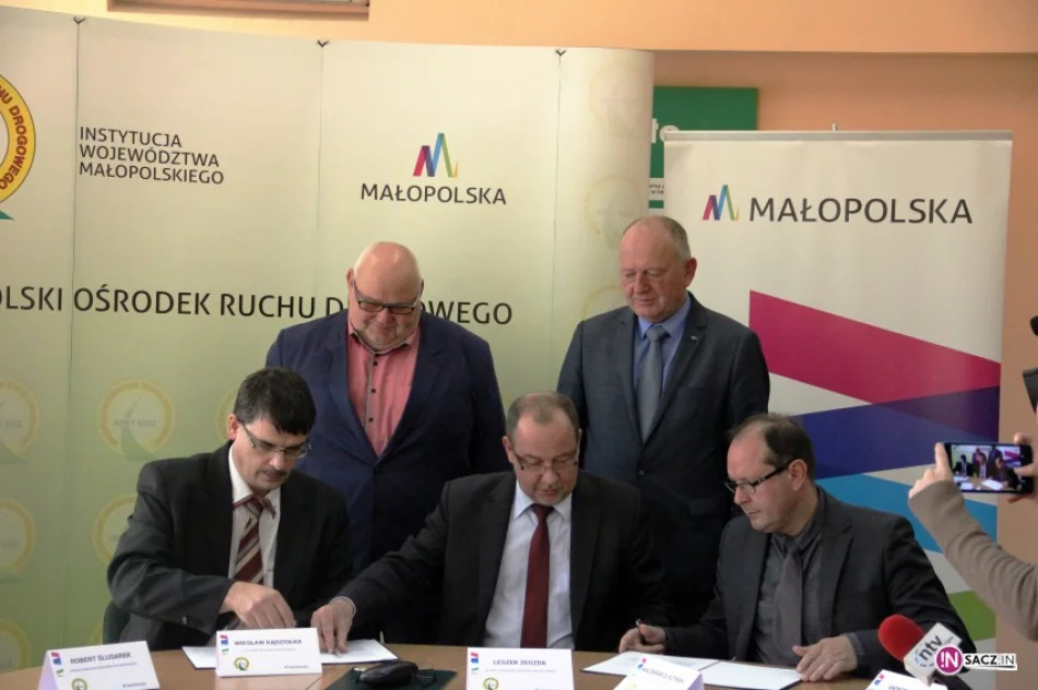 MORD sprezentował dwa samochody Mitsubishi Colt - zdjęcie 4