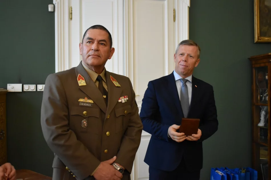 Polsko-węgierska współpraca w opiece nad małopolskimi cmentarzami wojennymi - zdjęcie 2