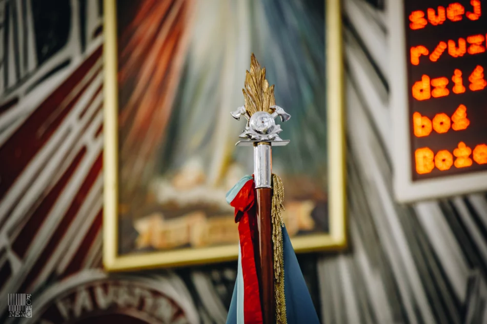 Uroczyste przekazanie wozu strażackiego dla OSP w Słopnicach Górnych - zdjęcie 14