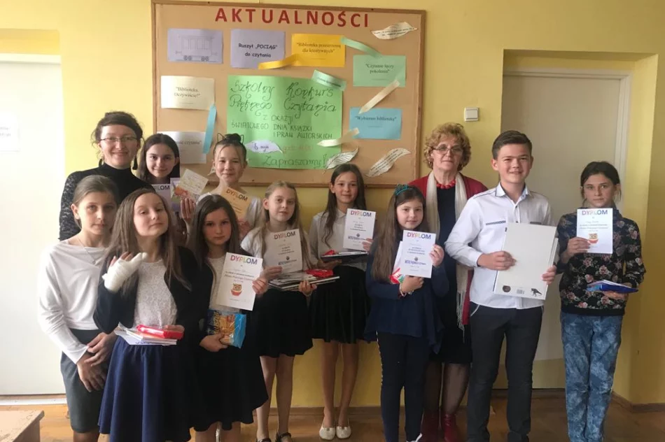 Szkolny konkurs pięknego czytania w Szkole Podstawowej im. Juliana Tuwima w Kaninie  - zdjęcie 6