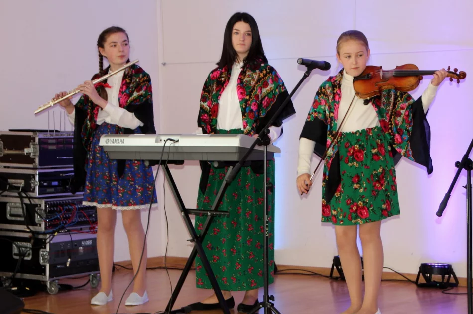 PRZEGLĄD ARTYSTYCZNY "MaGa"  - wyniki VI edycji - zdjęcie 4