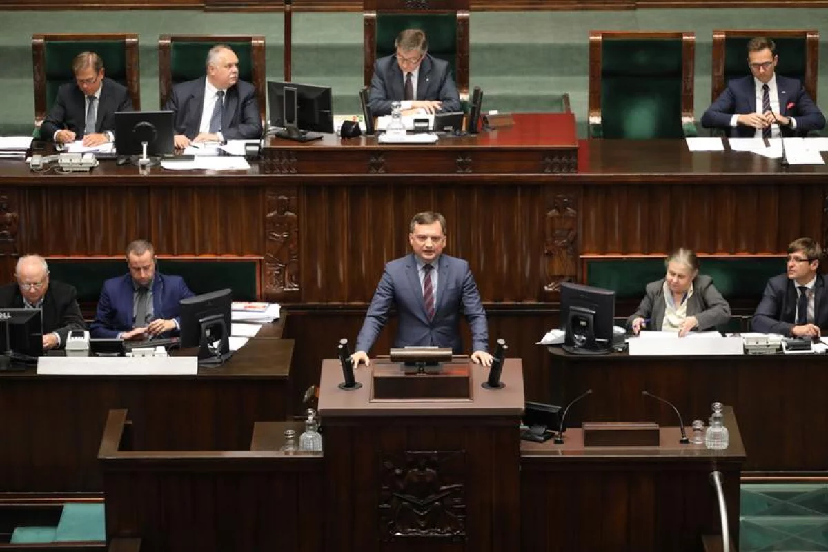 Sejm przyjął nowelizację, która zaostrza kary m.in. za pedofilię