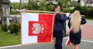Uroczyste nadanie sztandaru szkole - zdjęcie 5