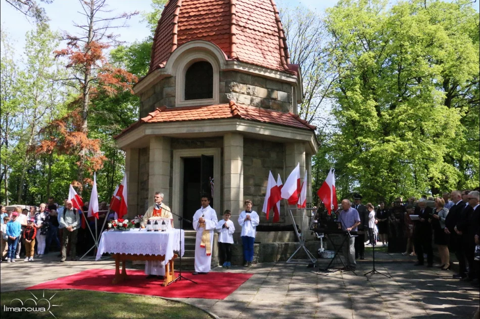  UROCZYSTOŚĆ NA JABŁONIECKIM CMENTARZU - zdjęcie 7