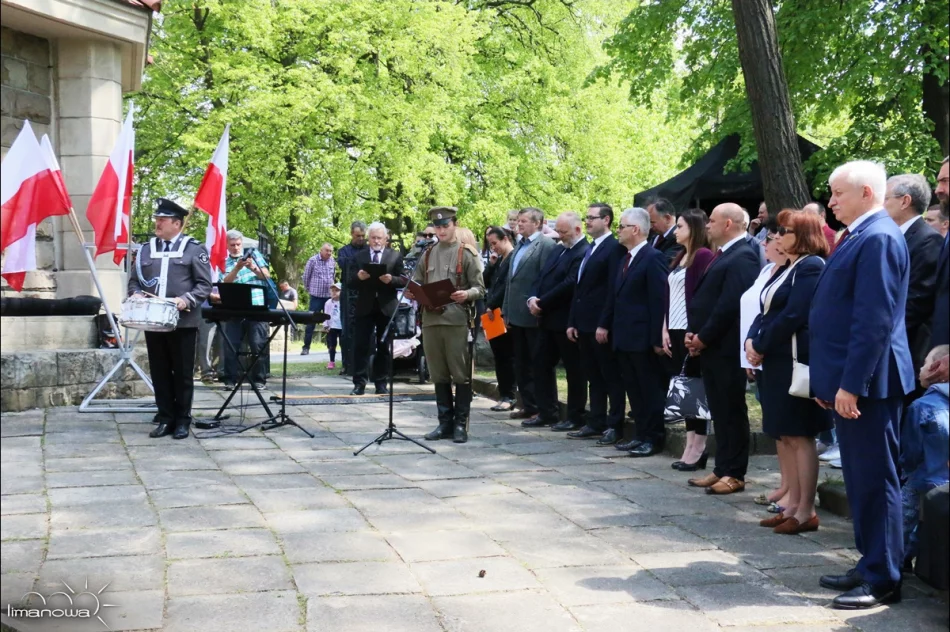  UROCZYSTOŚĆ NA JABŁONIECKIM CMENTARZU - zdjęcie 15