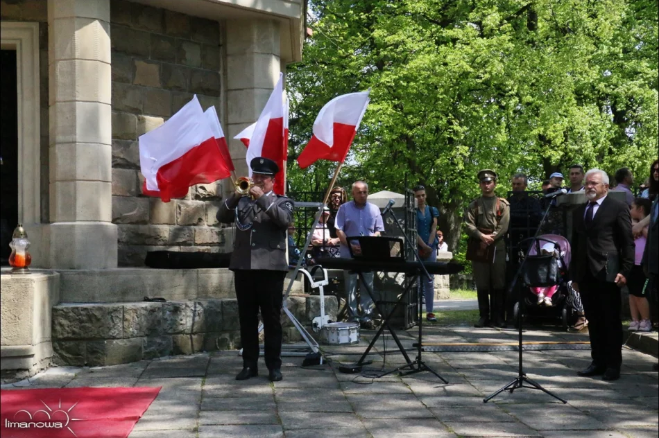  UROCZYSTOŚĆ NA JABŁONIECKIM CMENTARZU - zdjęcie 16