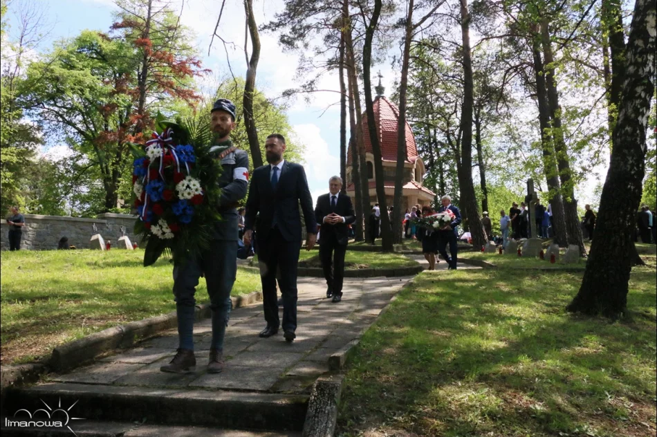  UROCZYSTOŚĆ NA JABŁONIECKIM CMENTARZU - zdjęcie 17