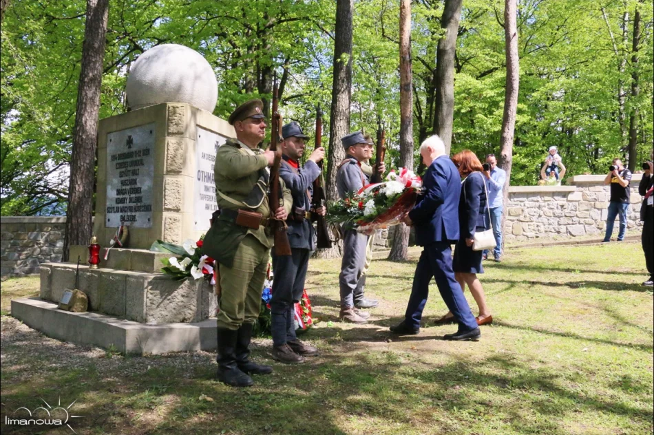  UROCZYSTOŚĆ NA JABŁONIECKIM CMENTARZU - zdjęcie 20