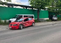 Zderzenie z udziałem trzech samochodów - zdjęcie główne