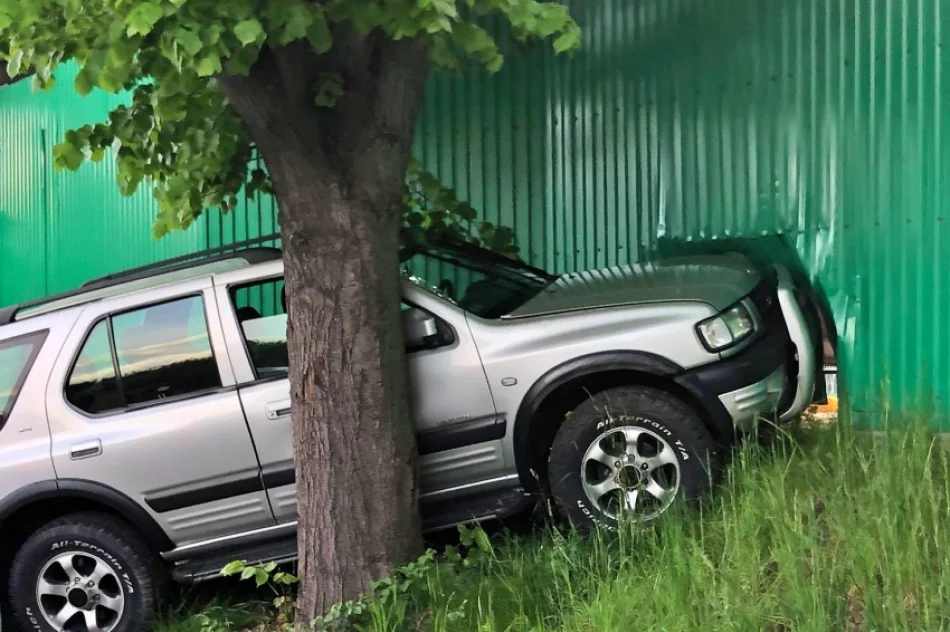 Zderzenie z udziałem trzech samochodów - zdjęcie 2