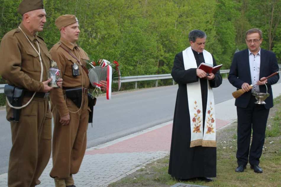 Otwarto Izbę Pamięci 1 Pułku Strzelców Podhalańskich AK w Słopnicach - zdjęcie 12