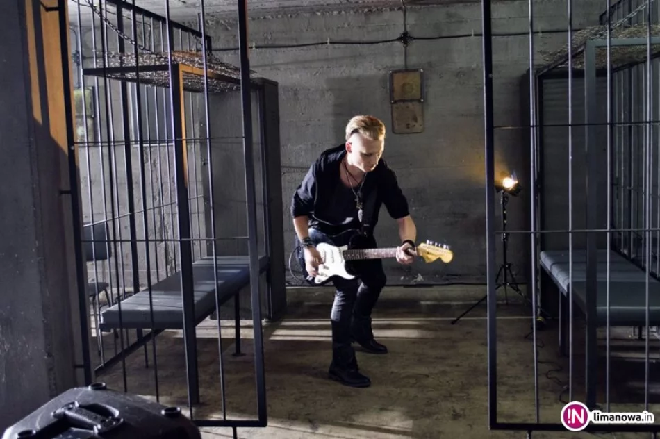 Limanowski gitarzysta w nowym zespole rockowym. Zobacz teledysk - zdjęcie 2