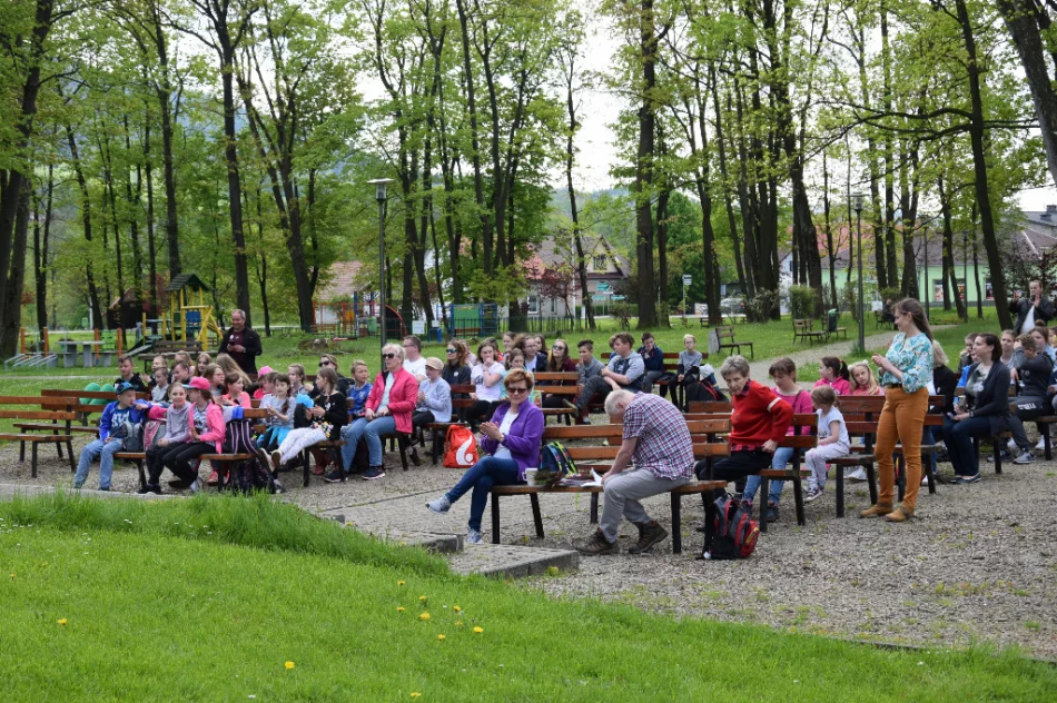 6 szkolnych drużyn wzięło udział w dorocznym rajdzie turystycznym - zdjęcie 2
