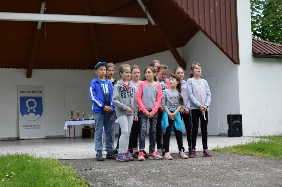 6 szkolnych drużyn wzięło udział w dorocznym rajdzie turystycznym - zdjęcie 3