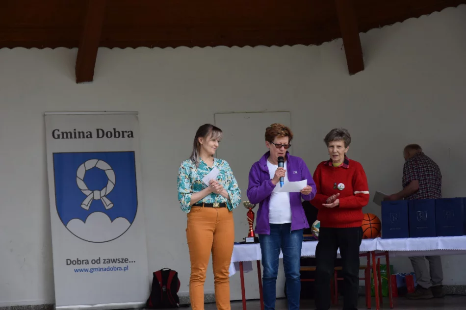 6 szkolnych drużyn wzięło udział w dorocznym rajdzie turystycznym - zdjęcie 6