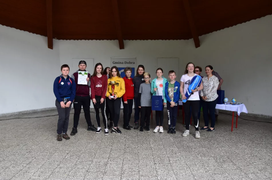 6 szkolnych drużyn wzięło udział w dorocznym rajdzie turystycznym - zdjęcie 8