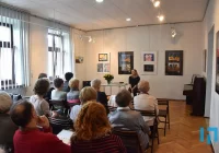 Autorka powieści obyczajowych w limanowskiej bibliotece - zdjęcie główne