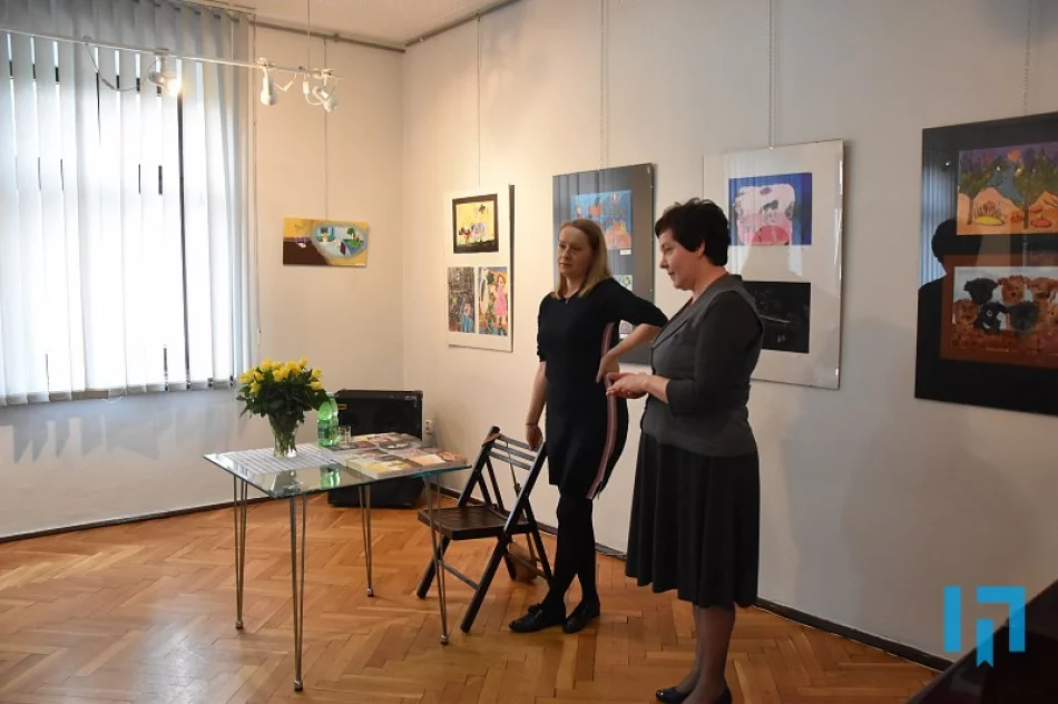 Autorka powieści obyczajowych w limanowskiej bibliotece - zdjęcie 3