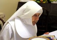 Tajemnica długowieczności siostry Dominiki - zdjęcie główne