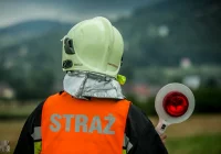 Małopolska: 120 interwencji strażaków związanych z silnym wiatrem - zdjęcie główne