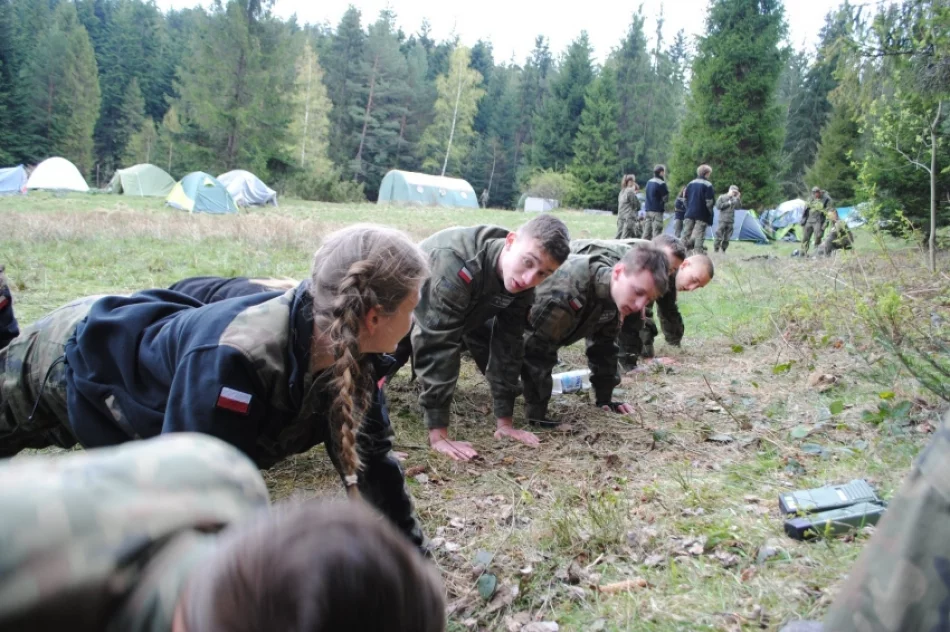 Młodzież na obozie klas wojskowych - zdjęcie 20