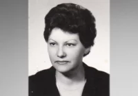 Żegnają wieloletnią nauczycielkę i bibliotekarkę - zdjęcie główne