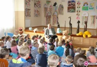 W gminnych bibliotekach głośno czytali dzieciom - zdjęcie główne