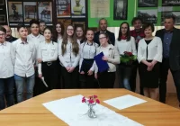 Dwór na starej i nowej fotografii: interesująca ekspozycja - zdjęcie główne