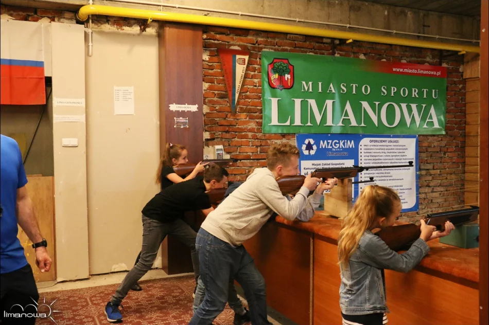 Podsumowanie Otwartych Zawodów w Strzelectwie Sportowym z Okazji Dnia Dziecka - zdjęcie 4