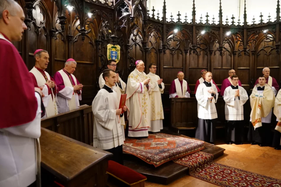 „Chrystus i Kościół pokładają w was nadzieję” - 20 diakonów przyjęło święcenia kapłańskie - zdjęcie 3
