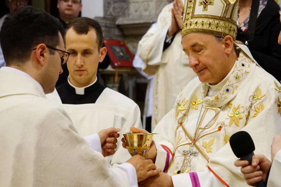 „Chrystus i Kościół pokładają w was nadzieję” - 20 diakonów przyjęło święcenia kapłańskie - zdjęcie 8